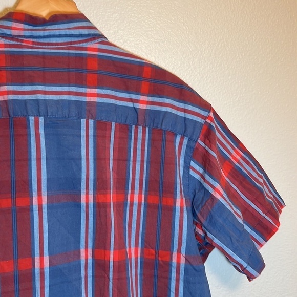 Columbia Plaid Short Sleeve Button Down Shirt - Picture 10 of 13